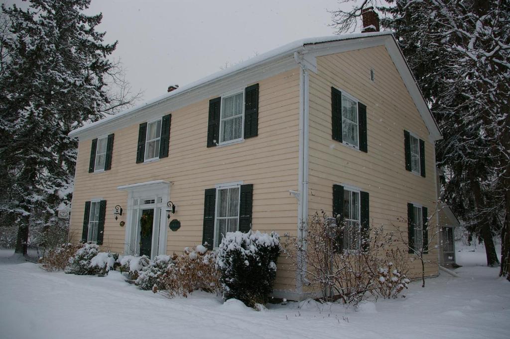 Royal Manor Bed & Breakfast Niagara-on-the-Lake Exterior photo